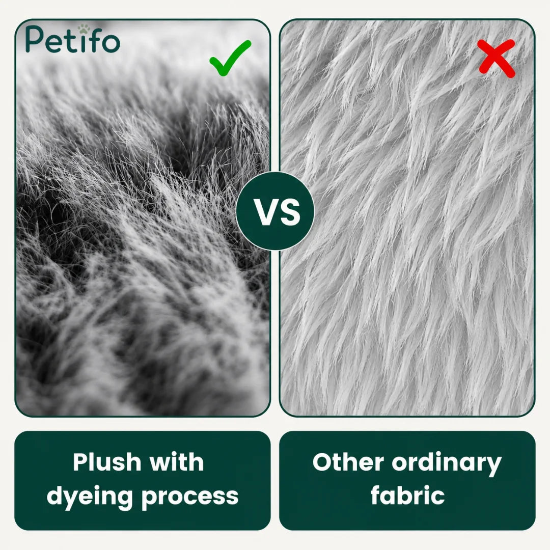 Comparison graphic demonstrating the superior quality and soft texture of plush fabric with a professional dyeing process versus ordinary pet bed fabric.