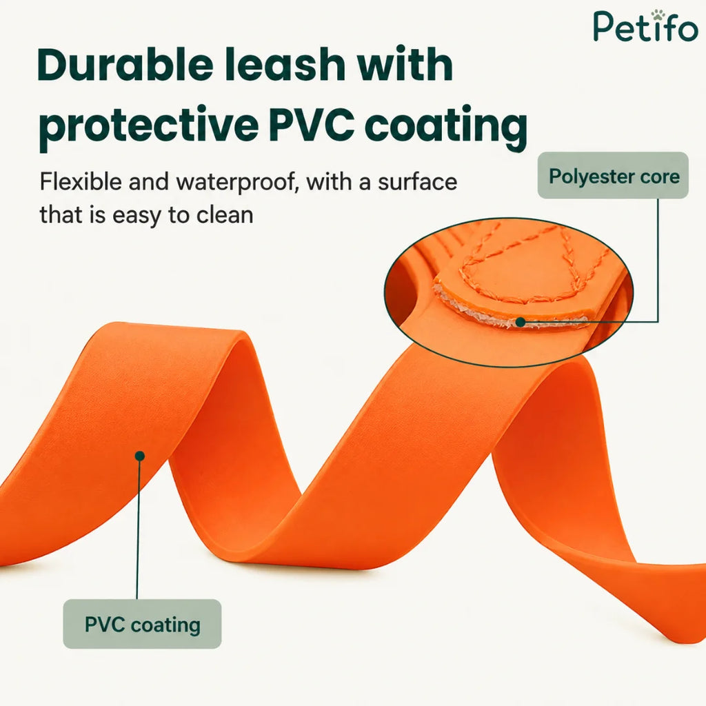 Close-up cutaway view of the leash showing its durable PVC outer coating and internal polyester core construction.