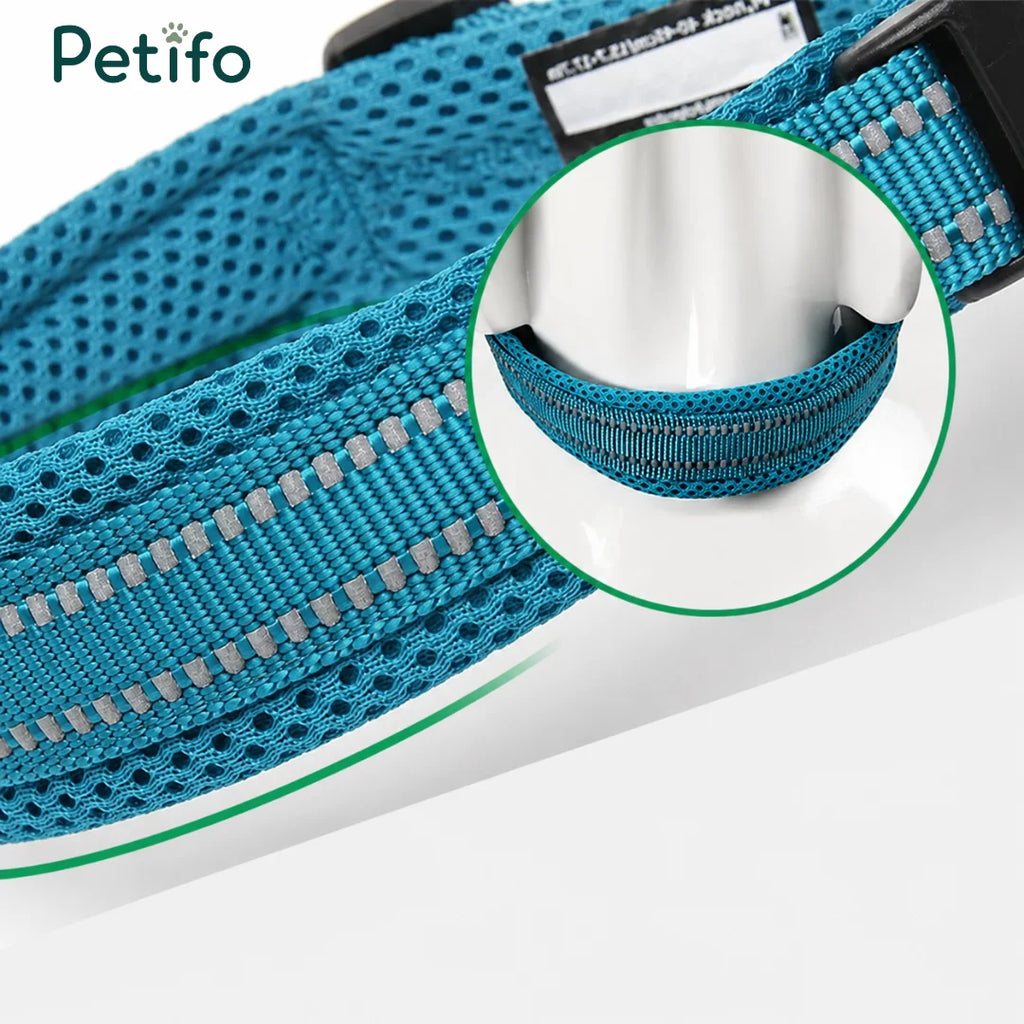Close-up detail of a Petifo teal breathable mesh dog collar with reflective strips and a circular product insert showing the fit.
