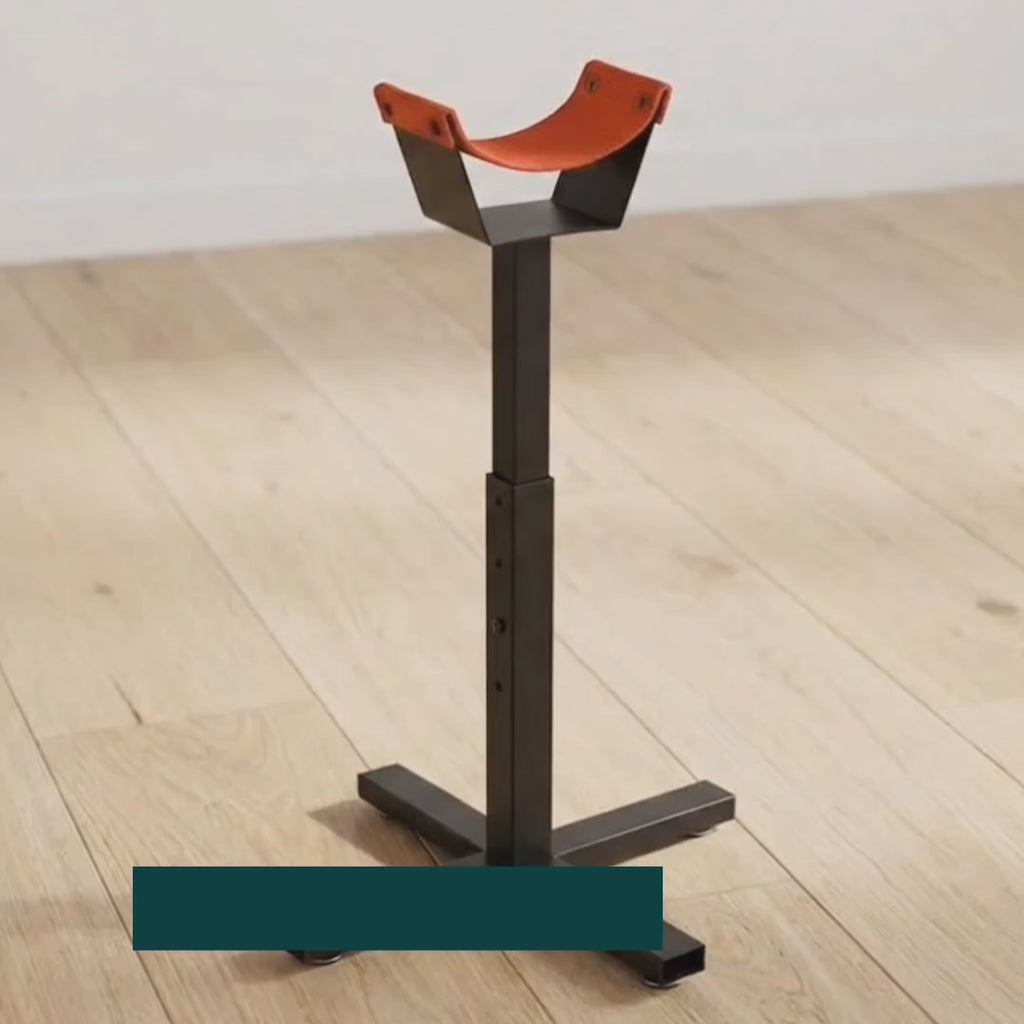 Hovmira adjustable hoof stand supporting a horse's hoof – Petifo